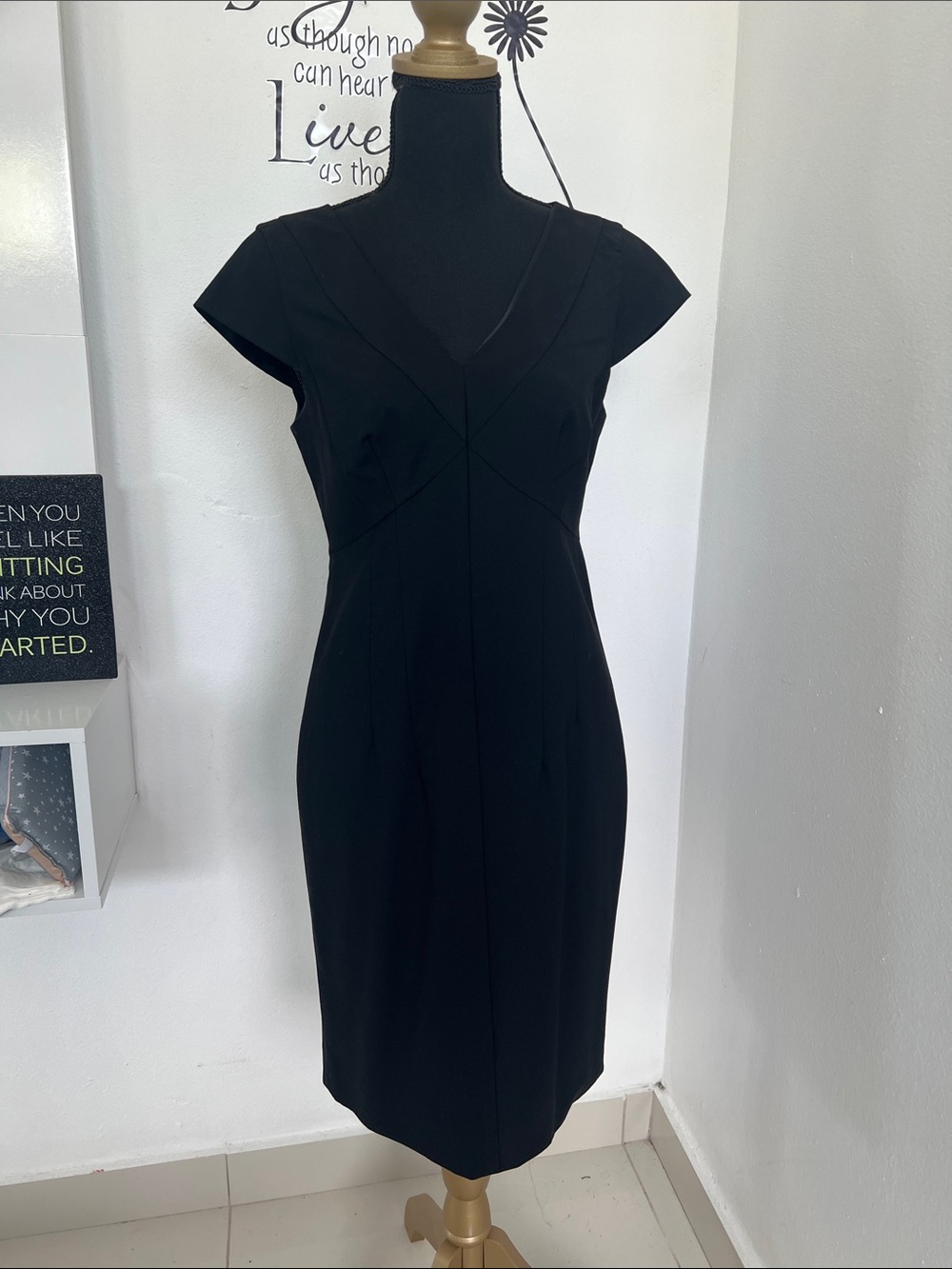 Banana Republic Black V‑Neck Cap Sleeve Midi Sheath Dress